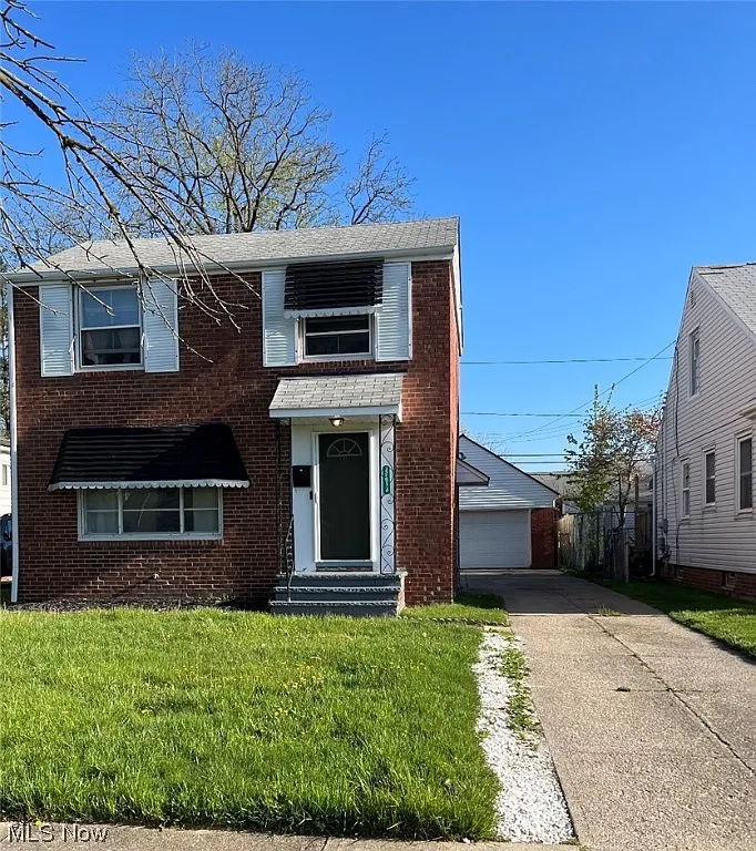 20613 Hillgrove Ave photo 1