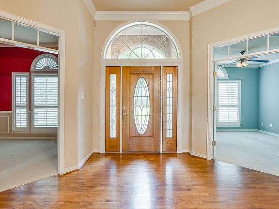 3rd image of 8707 S Monticello Cir