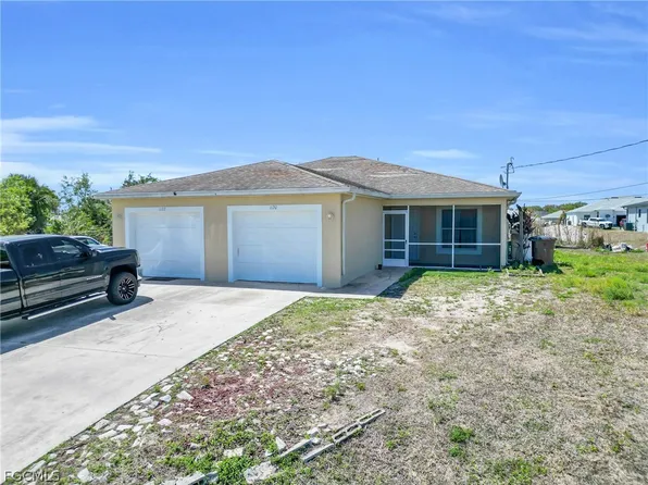 1120/1122 Gordon Ave S, Lehigh Acres, FL 33973