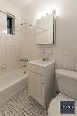 Rented by Bond New York | media 17