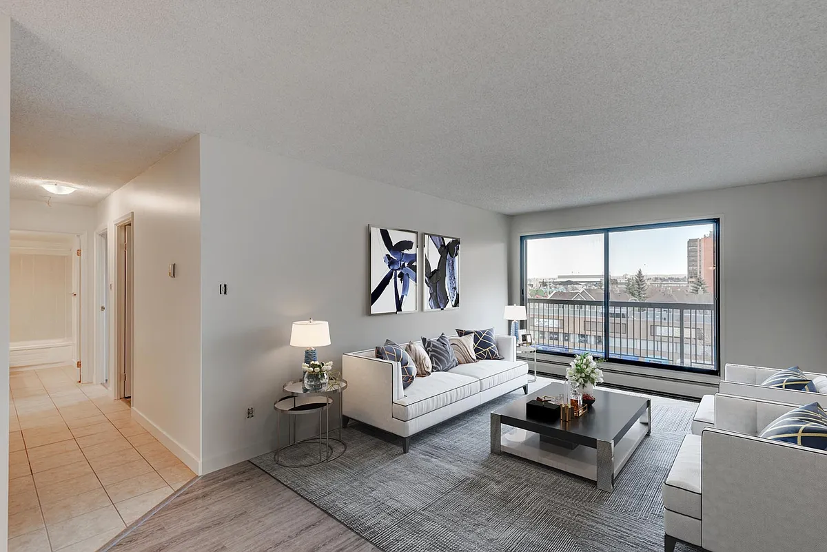 Building Photo - 1339 15th Ave SW #203