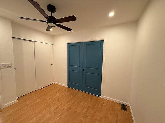 3rd image of 40930 Rioja Ct