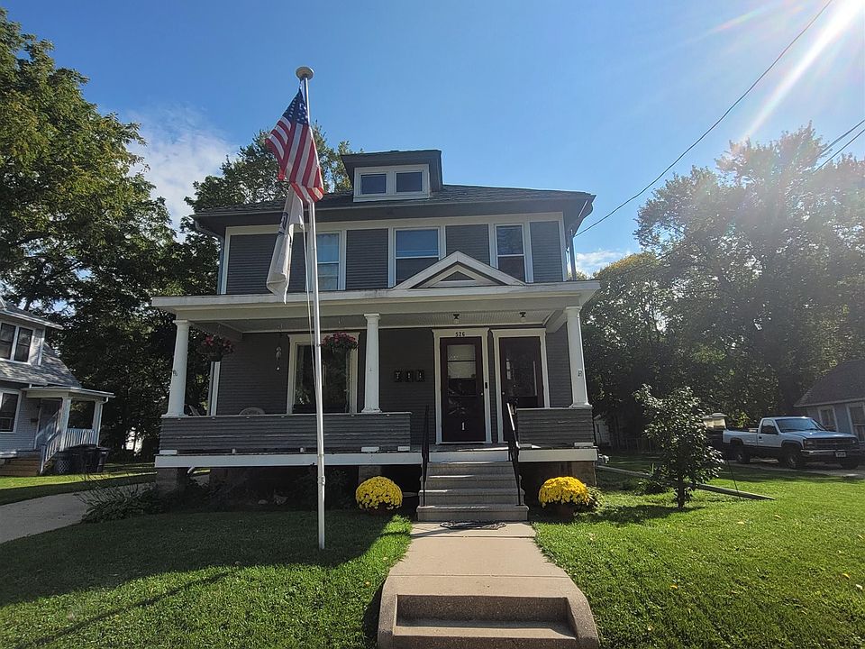 1st image of 526 Eisenhower Ave