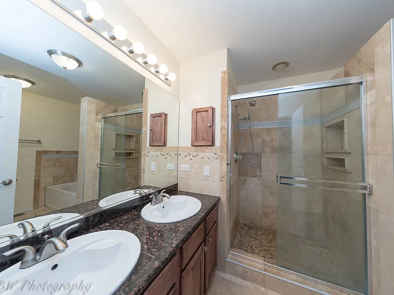 2264 Foxmoor Ln — Photo 9