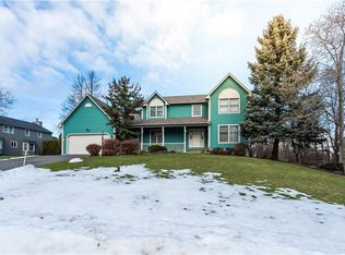 4869 Excalibur Dr, Syracuse, NY 13215