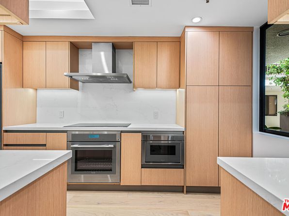 2102 Century Park Ln APT 116