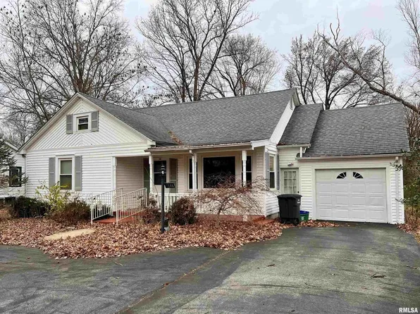 1508 E Walnut St, Carbondale, IL 62902