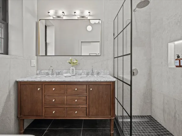 1360 Bergen Street image 10 of 28