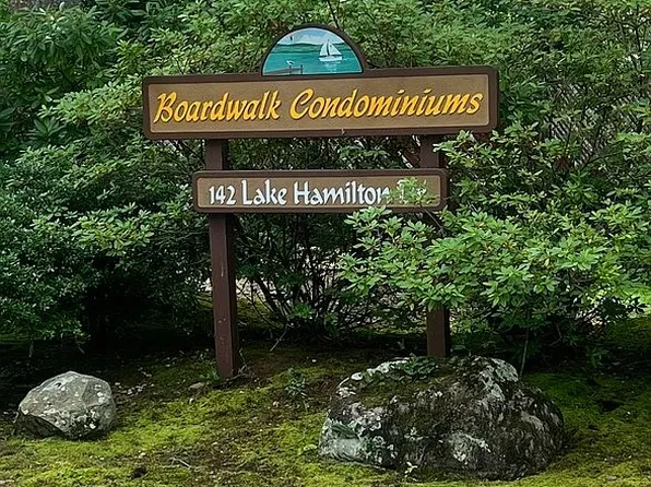 142 Lake Hamilton Dr APT 305, Hot Springs, AR 71913