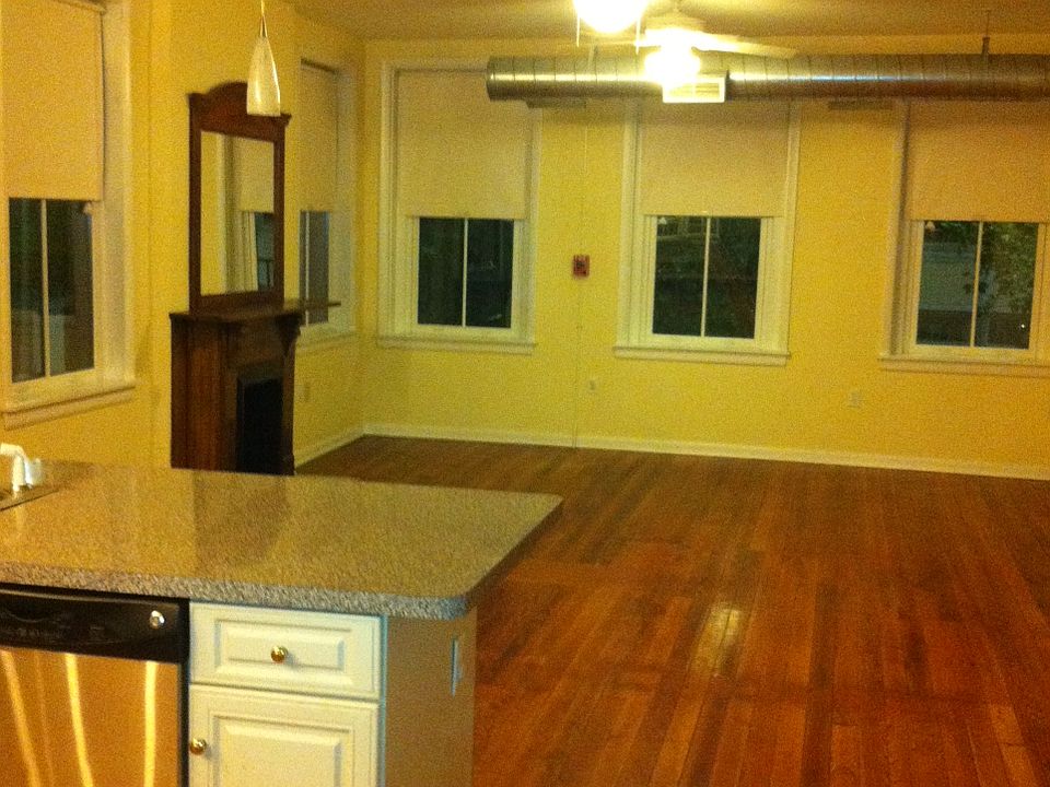 excellent loft with elevator