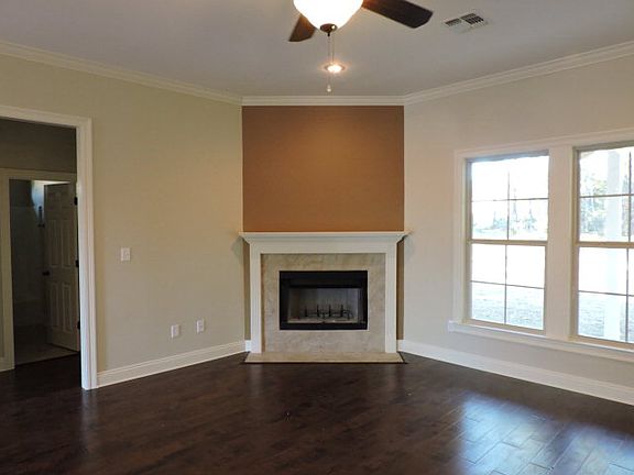Family Room-Fireplac