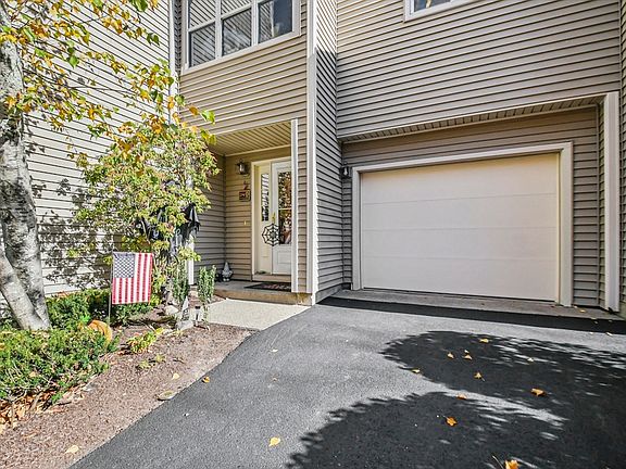 2nd image of 23 Thayer Pond Dr #6