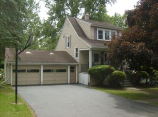 20 4th Ave, Auburn, NY 13021