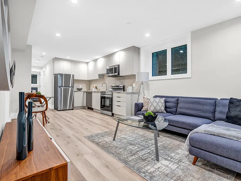 2380 Marine Dr — Photo 8