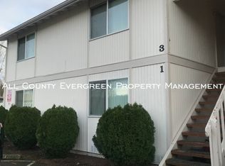 2250 I St NE APT 4, Auburn, WA 98002