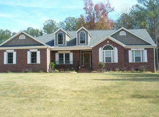 54 Charlie Smith Dr, Senoia, GA 30276