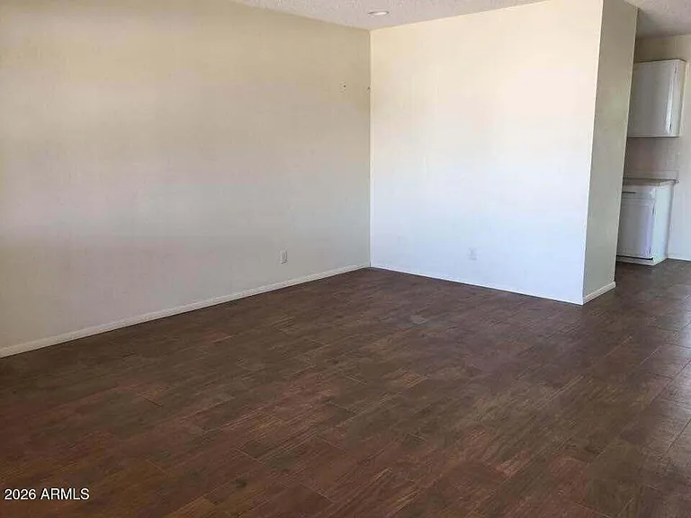 2308 N 51st Pl #B-B-B — Photo 3