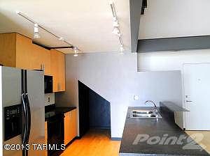 Ice-House-Loft-211-Kitchen-2-Print