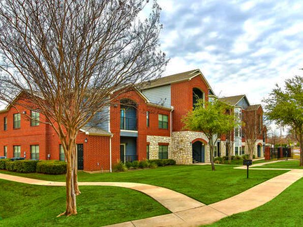 Homes of Mountain Creek | 1350 Skyline Rd, Grand Prairie, TX