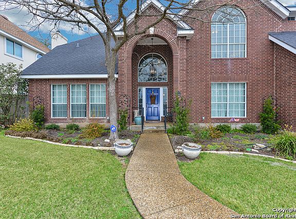 2nd image of 1423 Blackbird Ln