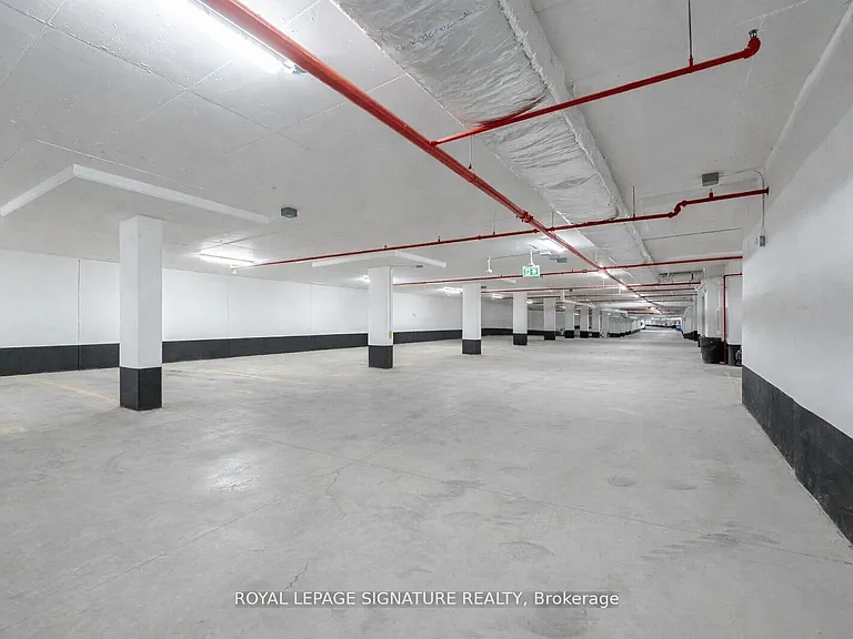 3285 Carding Mill Trl #404 — Photo 32