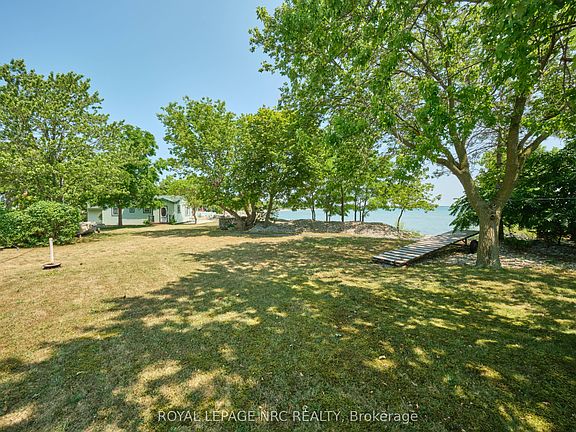 2nd image of 5 Mohawk Point Rd