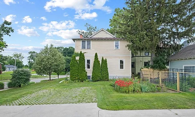 648 Prospect Ave SE #2N — Photo 3