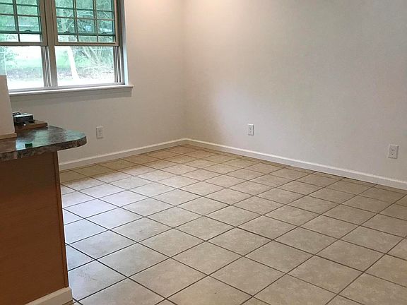 2nd image of 1 Mill Cir