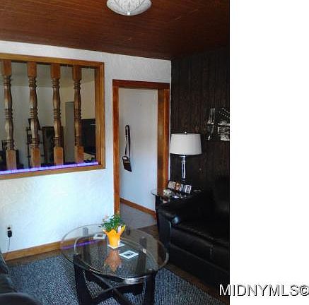 3rd image of 931 Blandina St