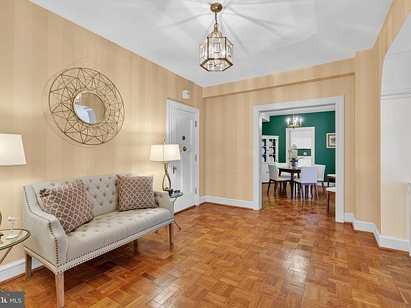 4th image of 4000 Cathedral Ave NW #444-445B