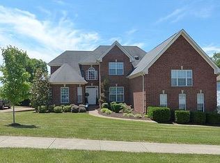 220 Crooked Creek Ln, Hendersonville, TN 37075