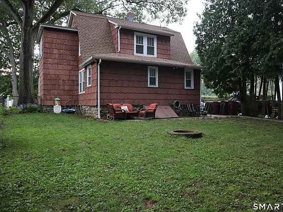 3rd image of 115 North Hoadley Street