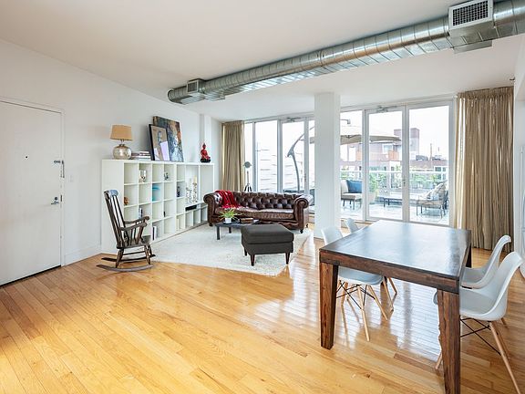 4th image of 904 Pacific St APT 503
