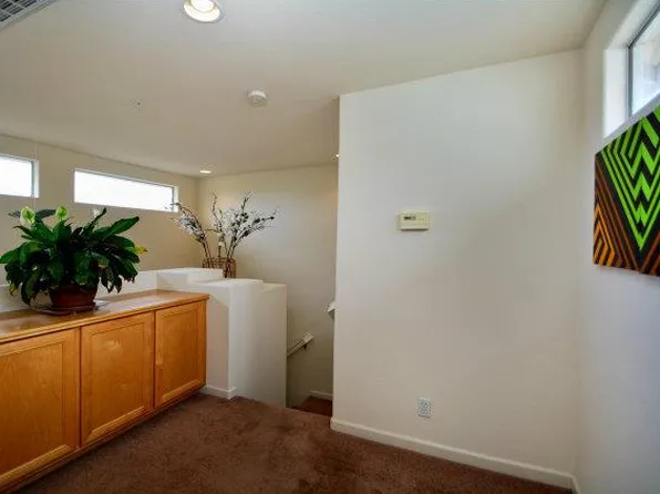 821 Tumbleweed Dr, Salinas, CA 93905