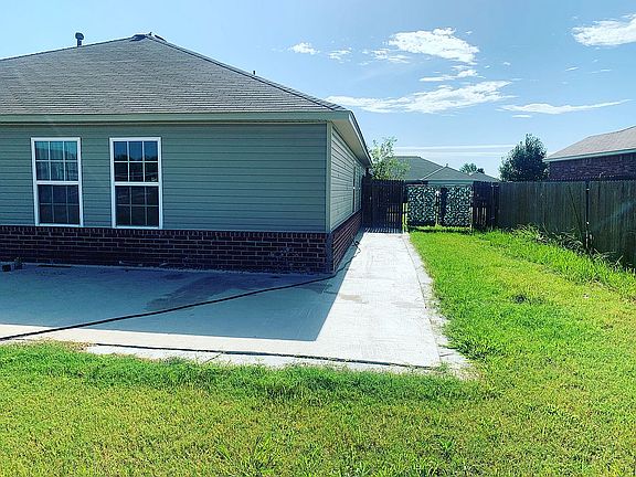 3rd image of 14764 S Fern Pl