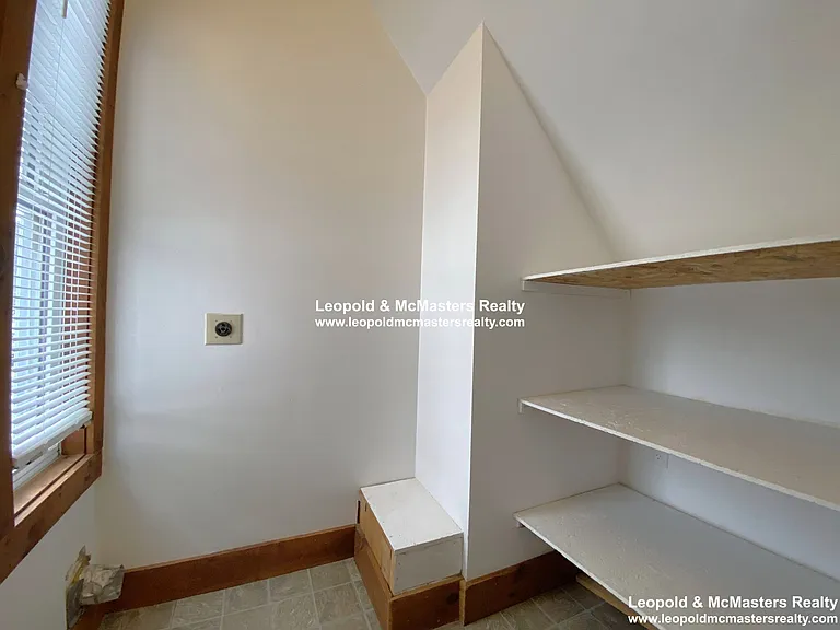 15 Sanborn St #15 — Photo 2