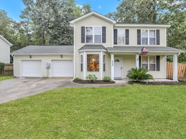 1940 Suzanne St, Johns Island, SC 29455