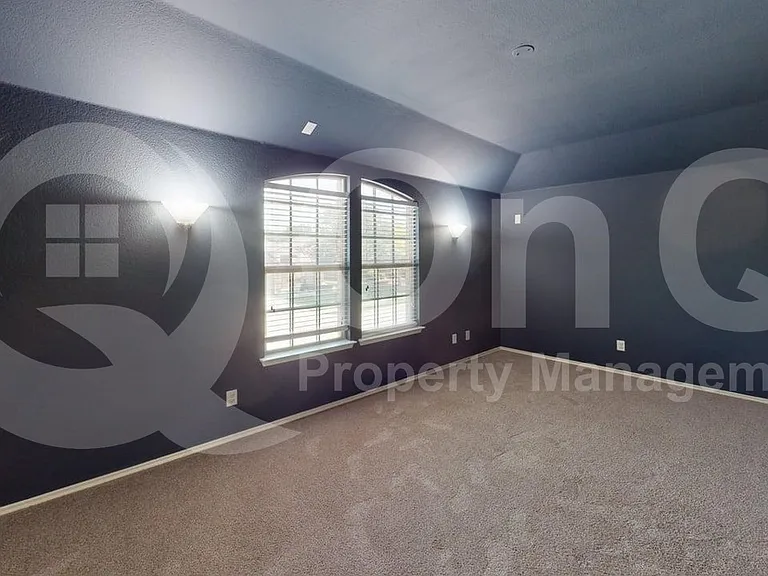 501 Lipizzan Ln — Photo 14