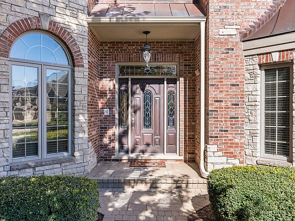 3rd image of 624 Fawell Ct
