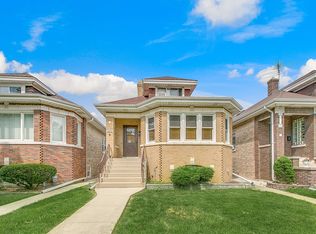 2932 N 76th Ct, Elmwood Park, IL 60707