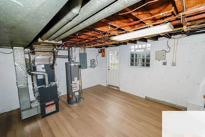 3400 N Point Rd — Photo 18