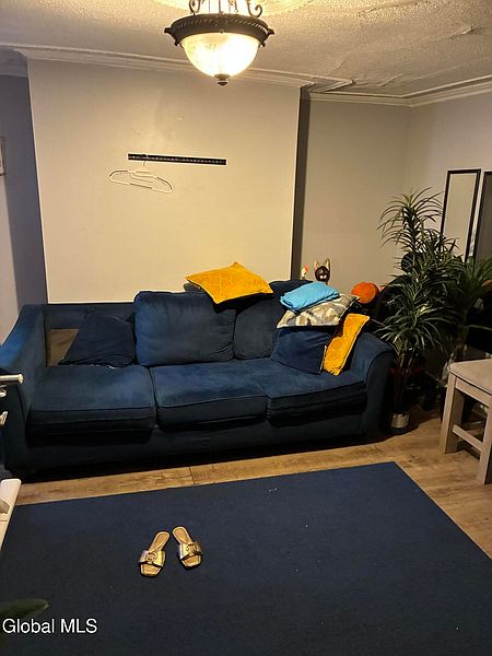 4th image of 146 Hill Street
