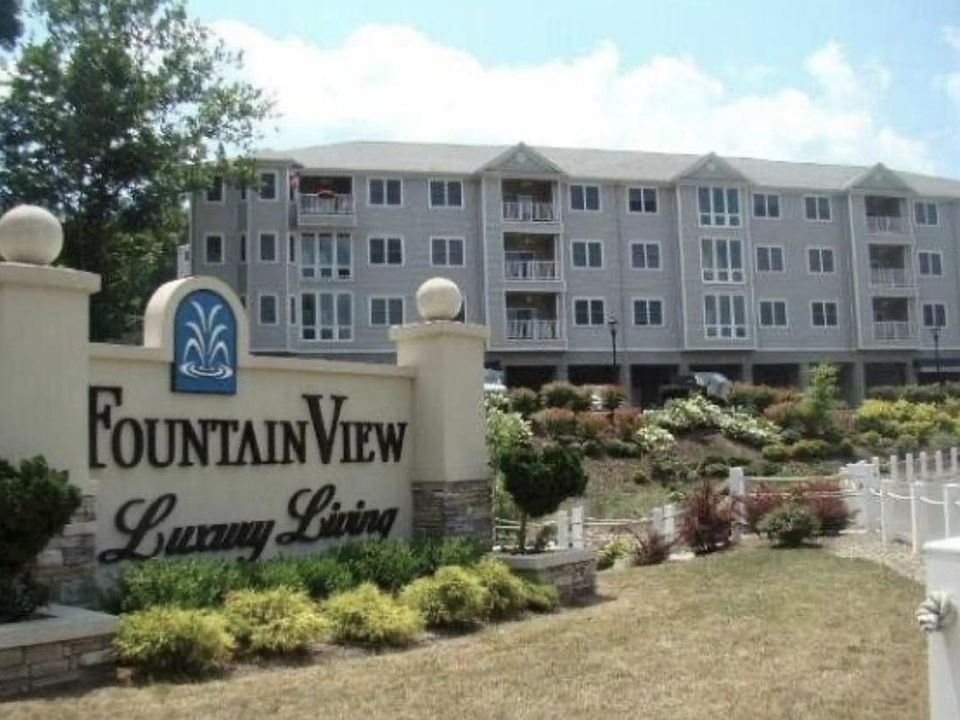 1st image of 234 Fountain Vw #234