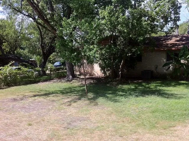 3103 Catalina Dr — Photo 10
