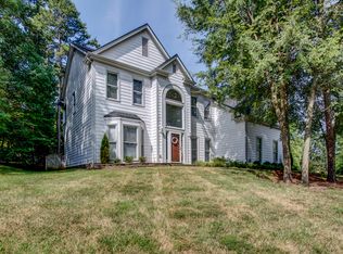 6801 Round Oak, Charlotte, NC 28277