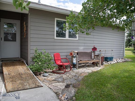 2nd image of 307 Fairview Peak Ct
