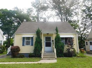 45 Burnside Ter, Springfield, MA 01118