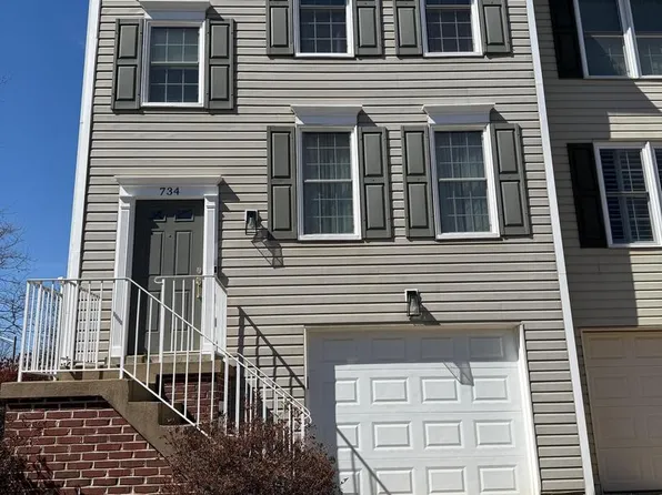 734 Hetzel Ter SE, Leesburg, VA 20175