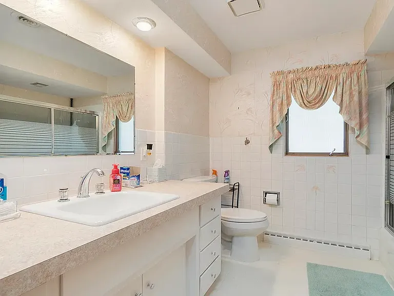 809 N Alpine Rd — Photo 24
