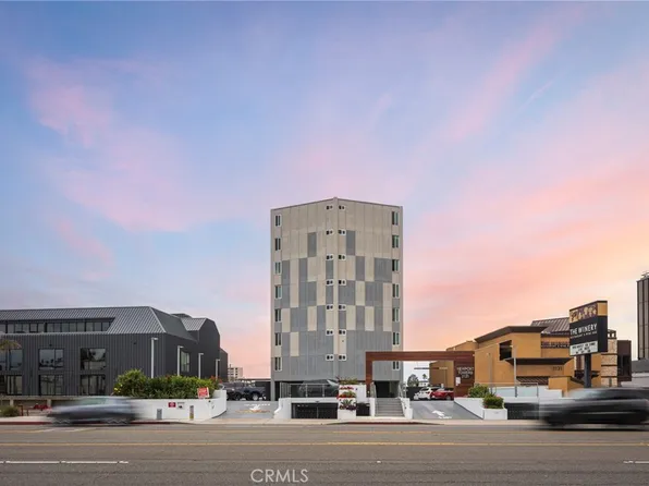3121 W Coast Hwy APT 8D, Newport Beach, CA 92663